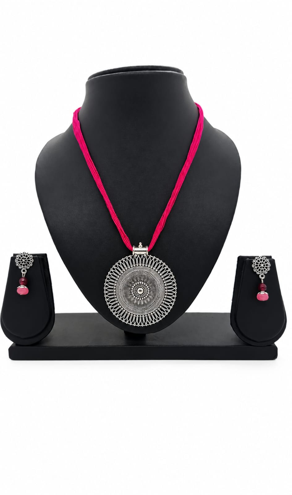 Dori pendant